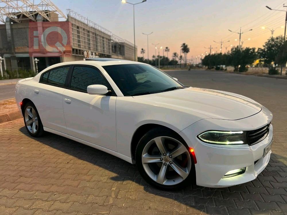 دودج تشارجر